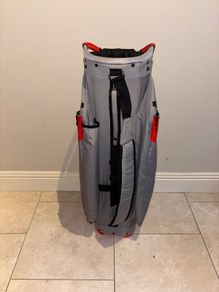 New TaylorMade Golf Bag