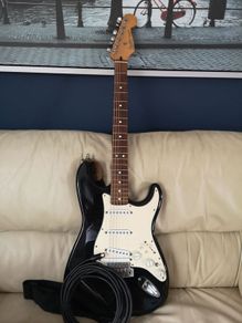 Fender Roland Ready Strat.