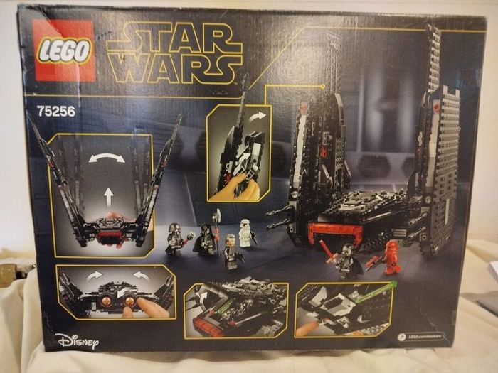 Lego 75256 Kylo Ren's Shuttle
