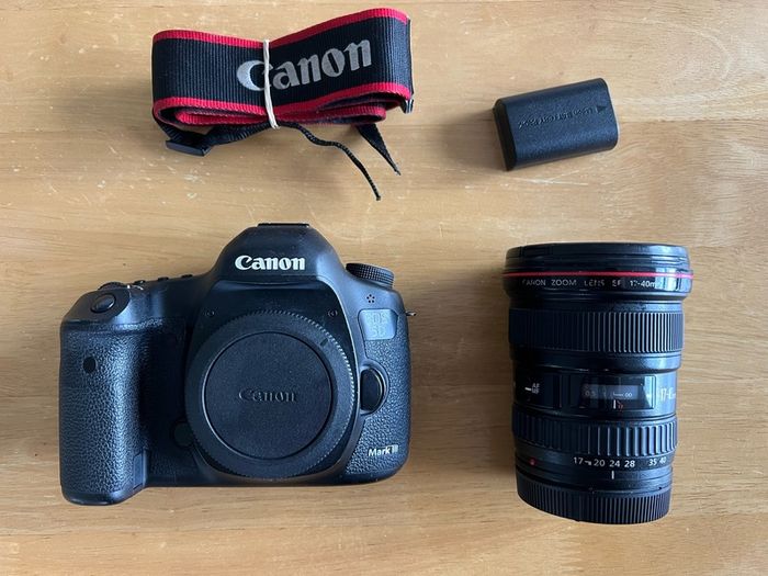 Canon 5D Mark 3 body only