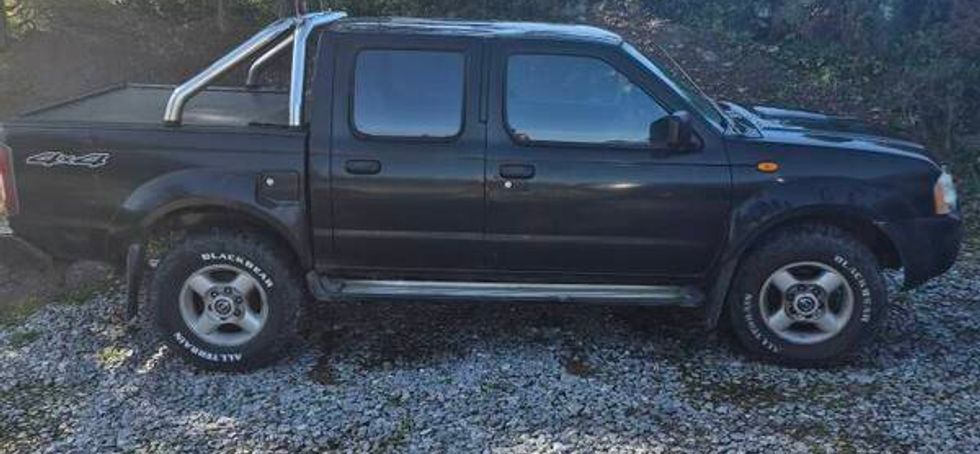 2003 Nissan Navara