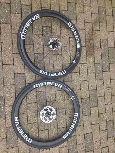 carbon wheel