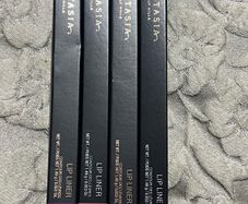 Anastasia Beverly Hills lip liners brand new in box