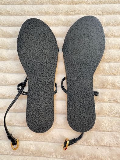 Zara sandals beach women narrow feet Size 40 Please see photos