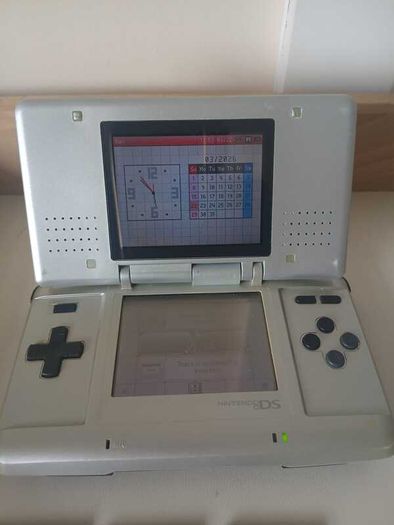 Nintendo DS Original + Games Bundle