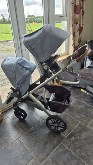 Uppababy vista travel system, highchair, carrier