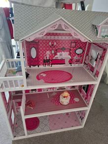 Doll house