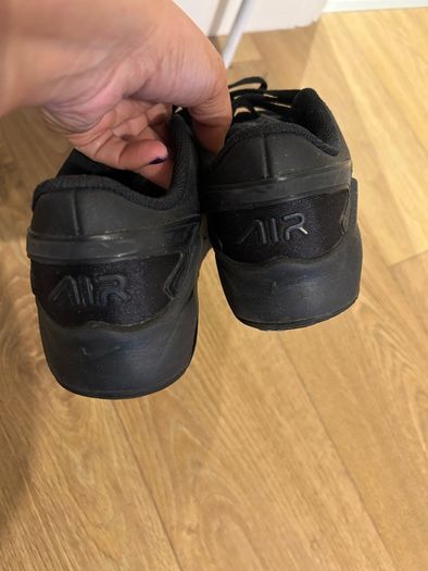 Black Nike air force size 3.5