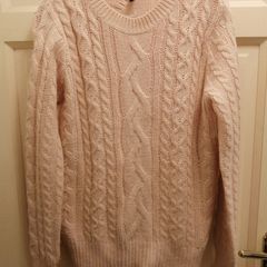 Pink cable knit jumper size 8