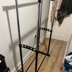 Clothing rack