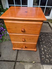 bedroom furniture