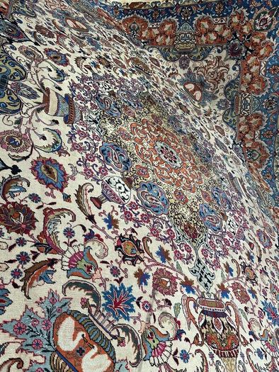 P.ersian Kasmir Rug (KaSig) ( 3.90 x 3.05cm)