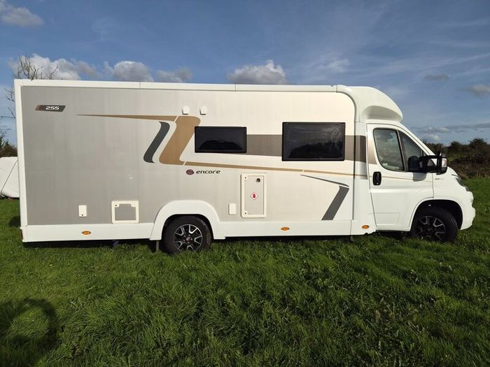 Camper