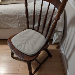 Windsor chair