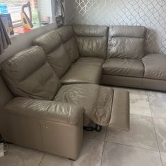 electric recliner sofa