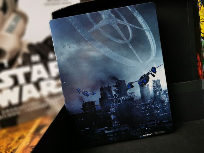Elysium ! Steelbook ! Blu-ray ! Limited Edition ! Limited to 1000 Copies ONLY ! 2013 ! Sci-Fi Movie !
