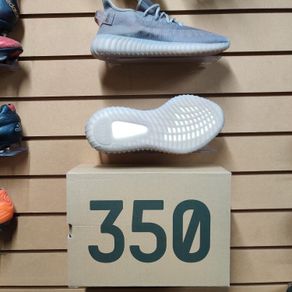 Price drop adidas Yeezy boost 350