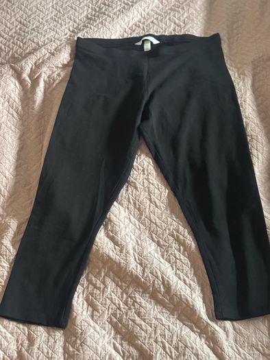 Brand new H&M black Leggings Womens 3/4 Length size M UK12 EU40 Postage included