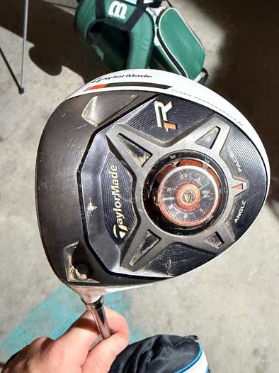 R1 left hand