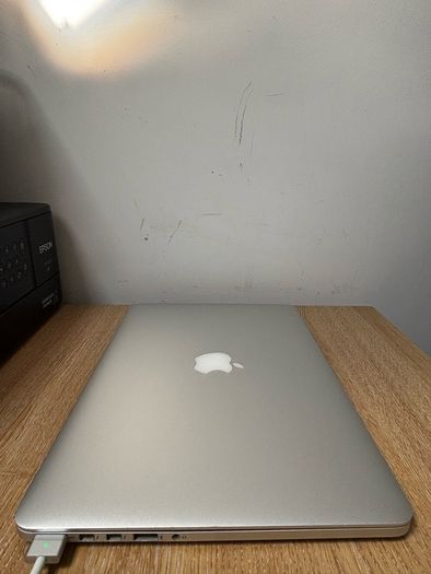 Apple MacBook Pro Retina 13.3 inch late-2013