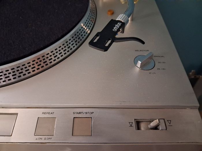 sony ps t25 turntable vintage spares or repair