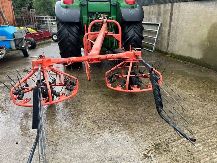 Kuhn  Pz 300 Haybob