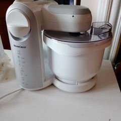 SilverCrest Stand Mixer/Food Processor with Attachments (working - free)