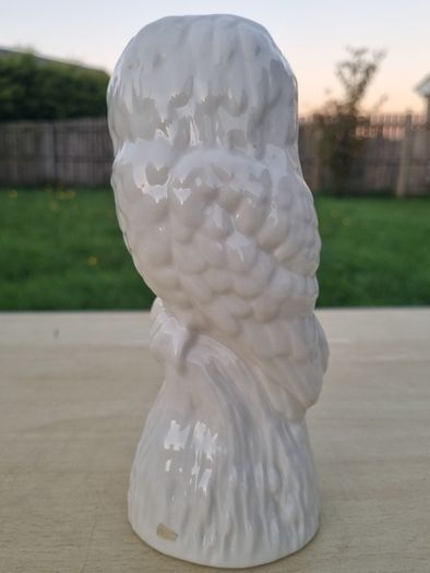Owl figurine made by Donegal Parian China