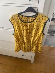 Dunnes top