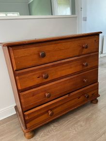 Solid pine chest of drawers