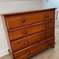 Solid pine chest of drawers