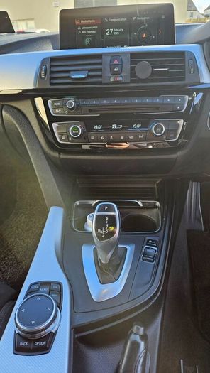 2016 BMW 320i, F31, estate - loaded with options