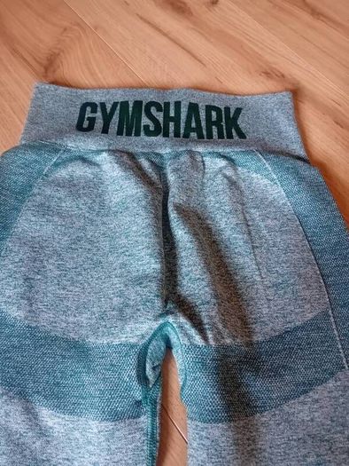 ladies leggins. Gym Shark size Medium x 2 pairs