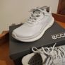 ECCO ladies size 40 walking shoes. Brand New Image 7
