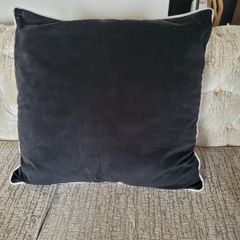 Cushions Black Velvet