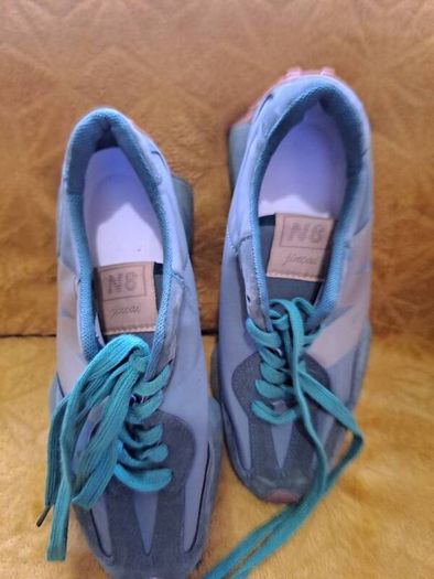 Green & beige funky runners