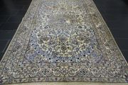 P.ersian Nain Rug with Silk 300x205cm (Nain)