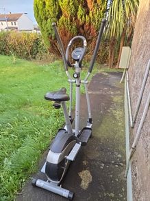 Cross Trainer