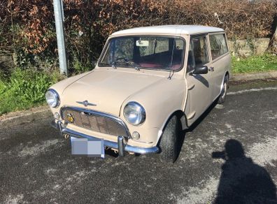Classic 1968 Mini Countryman