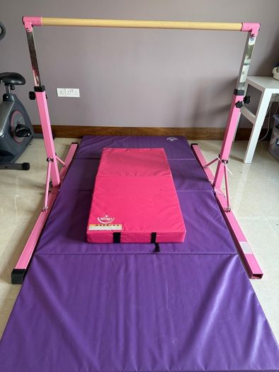 Gymnastics bar