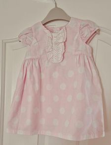 Baby girl 6-9mths Benetton dress soft pink (never worn)