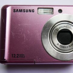 Samsung ES17 12.2MP Digital Camera - Tested & Working +SD Card