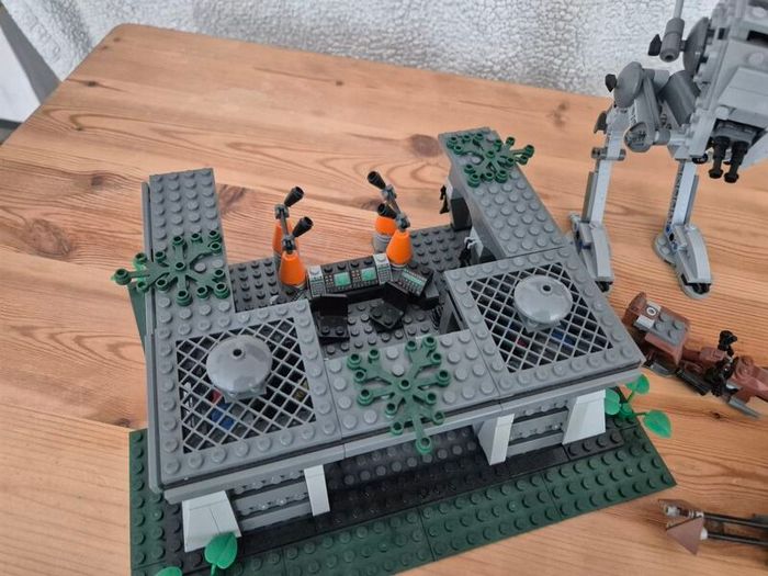 Lego Star Wars 8038 The Battle of Endor