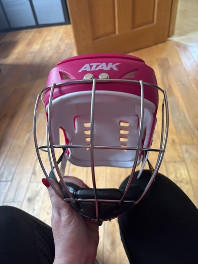Atak Helmet