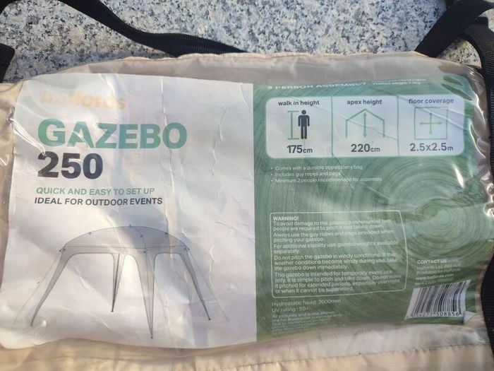 Gazebo poles
