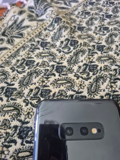 Samsung Galaxy S10e