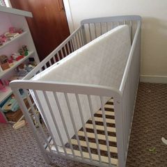 free cot