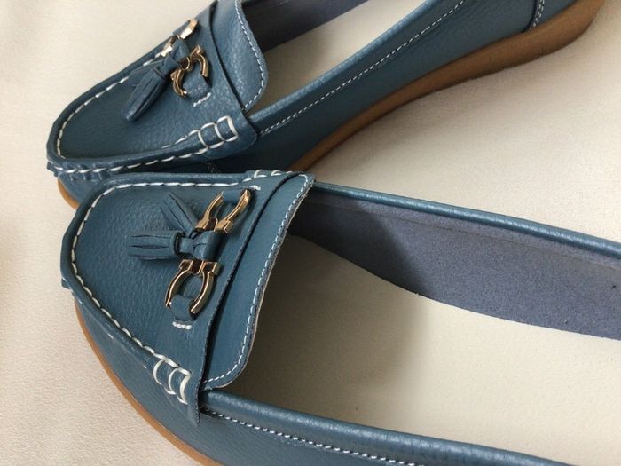 Ladies Brand New Blue Leather Moccasin Shoes Size 8 or 42