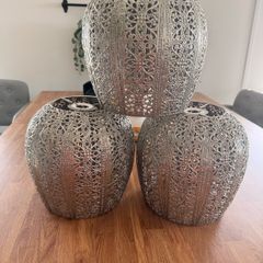Silver/metal light shade
