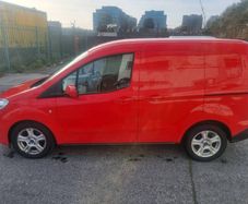 Ford courier